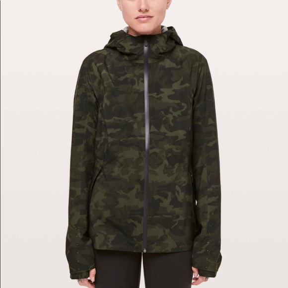 lululemon athletica Jackets & Blazers - RARE NEW lululemon jacket